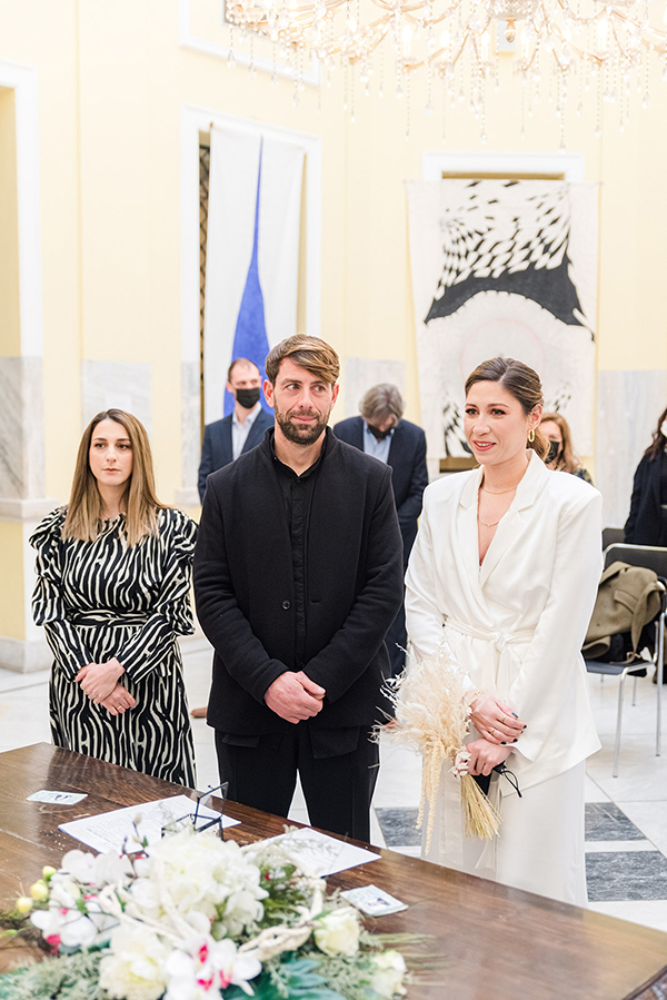 stylish-civil-wedding-dried-flowers_28