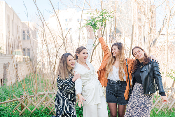 stylish-civil-wedding-dried-flowers_48