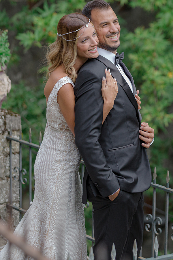 summer-wedding-athens-beautiful-florals_02