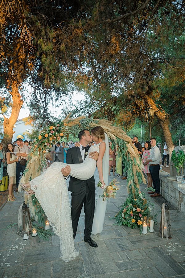 summer-wedding-athens-beautiful-florals_32