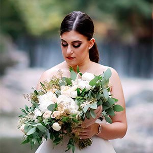 Όμορφος φθινοπωρινός γάμος με ρομαντικές παιώνιες │ Μαρία & Θανάσης