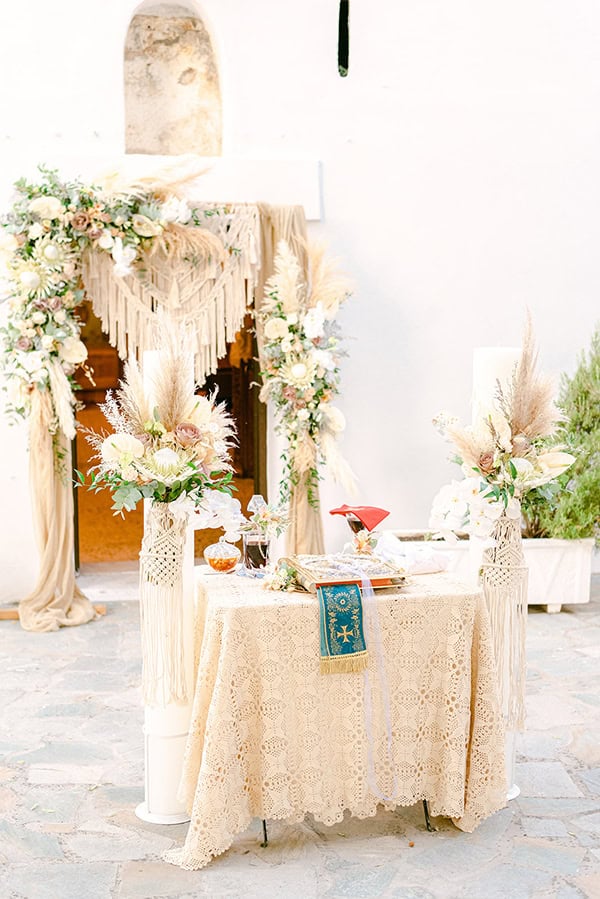 bohemian-summer-wedding-macrame-creations-stunning-floral-design_23