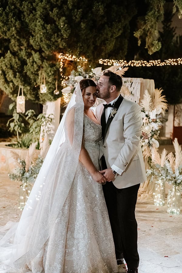 bohemian-summer-wedding-macrame-creations-stunning-floral-design_42