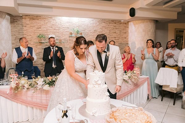 bohemian-summer-wedding-macrame-creations-stunning-floral-design_50