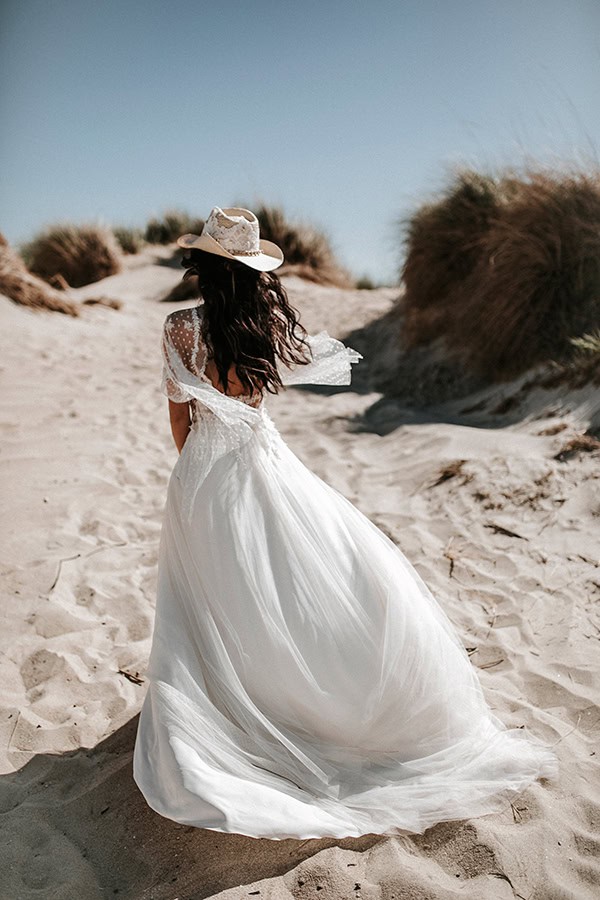 boho-chic-wedding-dresses-you-will-love_31