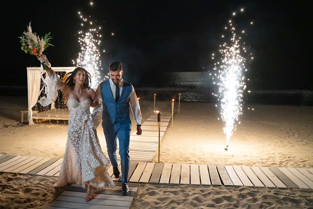 Μποέμ καλοκαιρινός γάμος στη Γαλάζια Ακτή με pampas grass │ Δήμητρα & Μανώλης