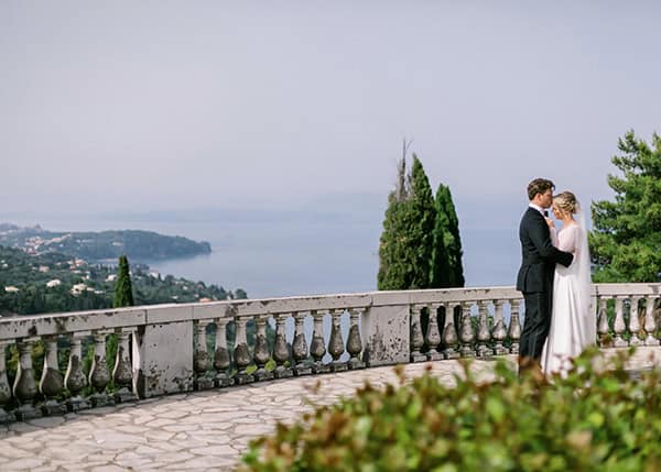 fairytale-garden-wedding-corfu_02x