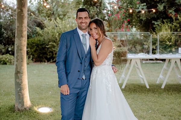 Παραμυθένιος γάμος με ζωηρά χρώματα στο Πύργο Πετρέζα │Όλγα και Ηλίας