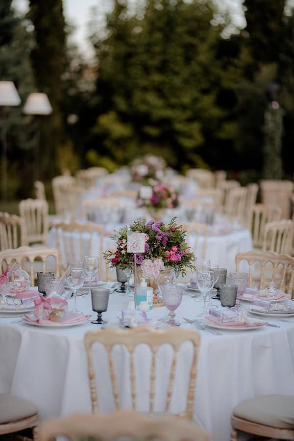 fairytale-wedding-vivid-hues-pyrgos-petreza_16