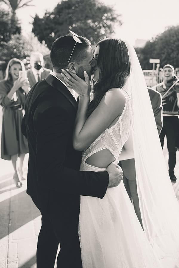 fancy-summer-wedding-nicosia-modern-colorful-details_14