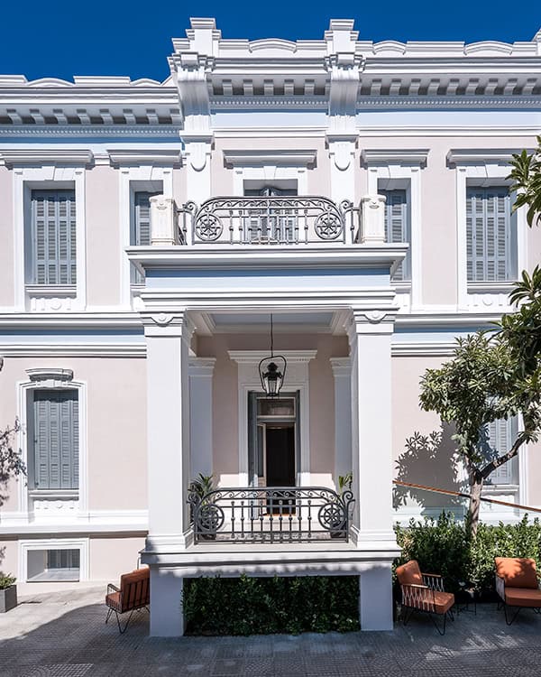 luxury-wedding-reception-five-stars-hotel_01x