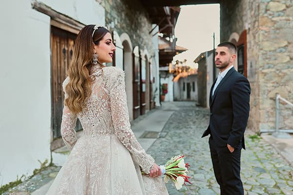 romantic-cozy-next-day-shoot-picturesque-village_11