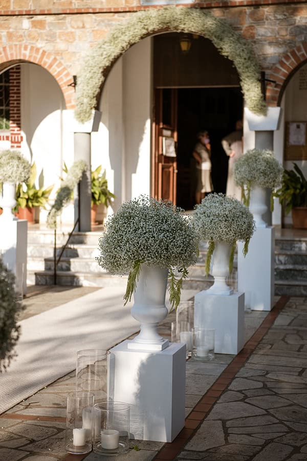 romantic-wedding-decoration-ideas-eucalyptus-baby-breaths_02