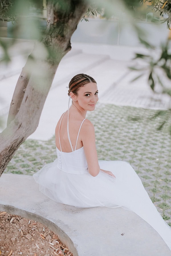 romantic-wedding-thessaloniki-white-floral-arrangements_02x