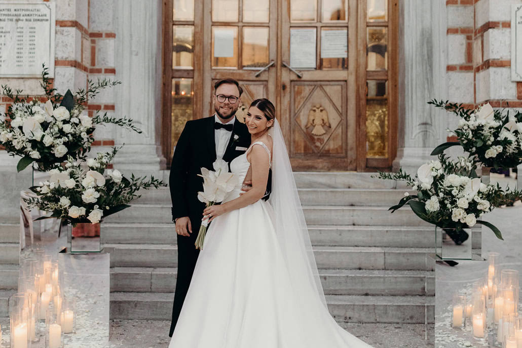 Ρομαντικός γάμος στο Βόλο με λευκά λουλούδια │ Ηρώ & Γιώργος