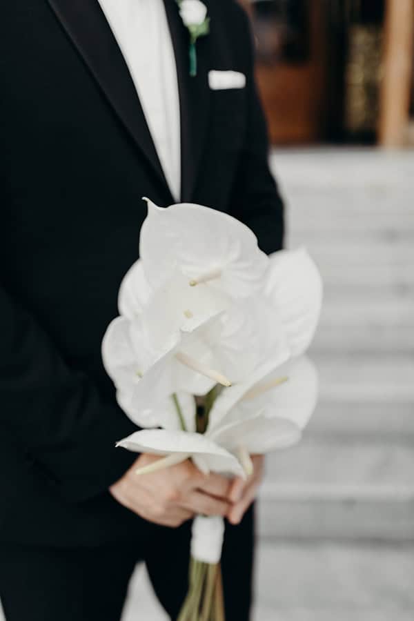 romantic-wedding-volos-with-white-flowers_09