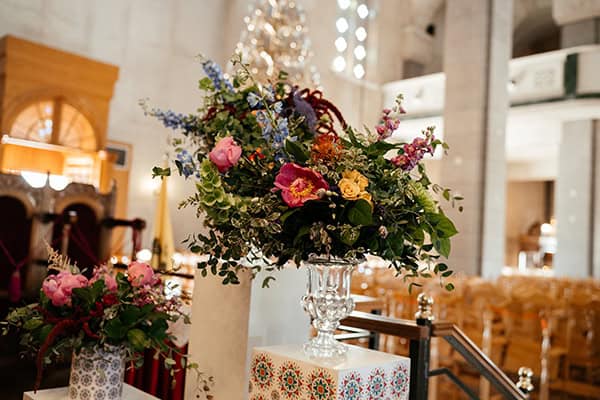 romantically-chic-wedding-nicosia-with-colorful-flowers_26