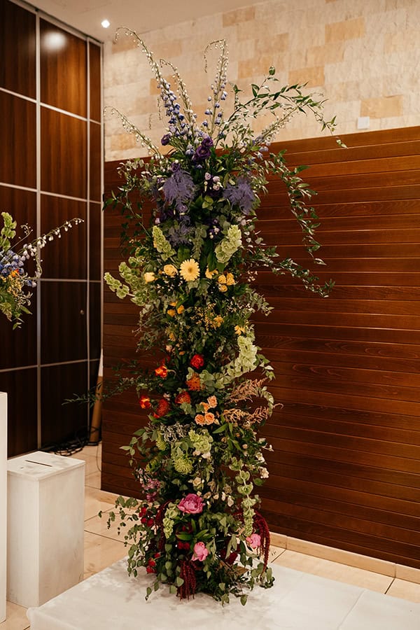romantically-chic-wedding-nicosia-with-colorful-flowers_39