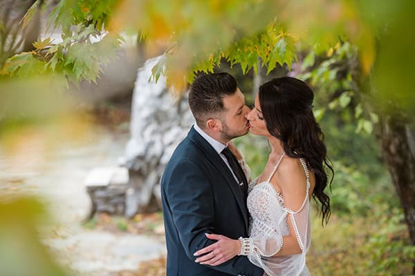 stunning-fall-wedding-athens-bohemian-details_03