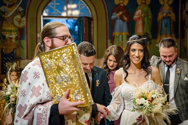 stunning-fall-wedding-athens-bohemian-details_17