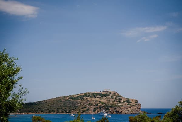 stunning-military-wedding-romantic-details_07z