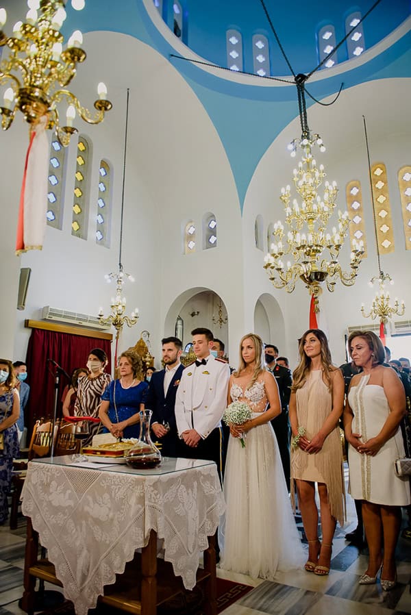 stunning-military-wedding-romantic-details_16