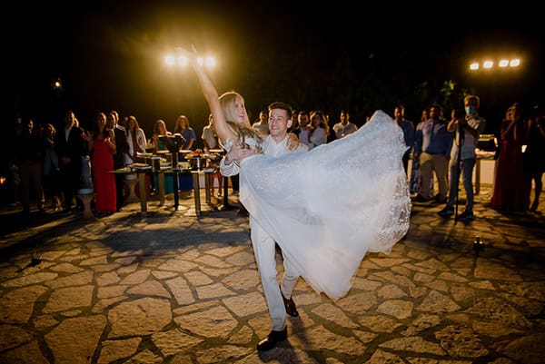 stunning-military-wedding-romantic-details_20