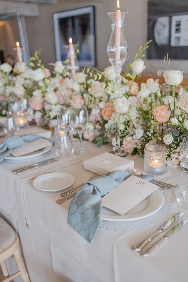 stunning-spring-wedding-flowers-pastel-hues_04x