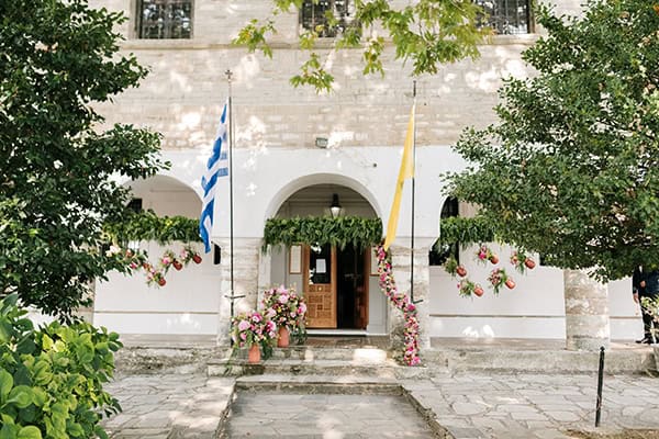 stylish-wedding-portaria-hues-terracotta_05z