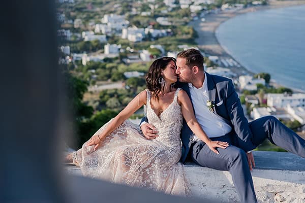 Καλοκαιρινός γάμος στην Σκύρο με ρομαντική ατμόσφαιρα │ Μαρία & Στέλιος