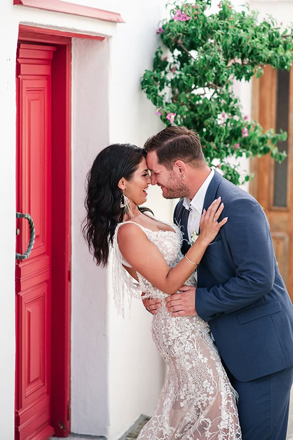 summer-wedding-skyros-with-romantic-flair_02