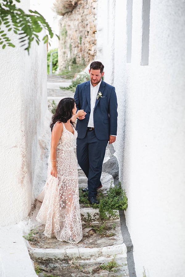 summer-wedding-skyros-with-romantic-flair_07