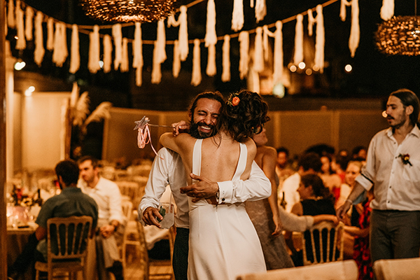 tropical-themed-wedding-athens-sunflowers_21