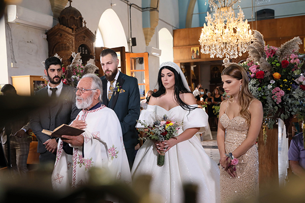 beautiful-fall-wedding-nicosia-florals-vivid-colors_17