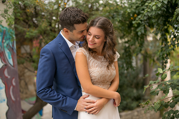 beautiful-summer-wedding-athens-flowers-vivid-colors_01