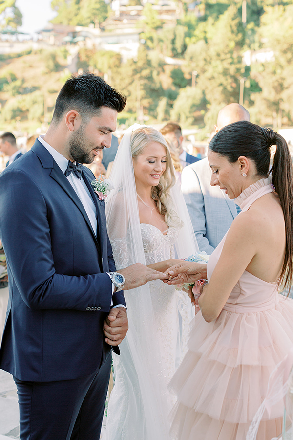 dreamy-summer-wedding-corfu-hydrangeas-roses_14