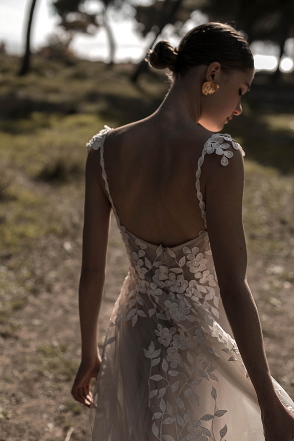 etherial-wedding-gowns-dreamy-look_18