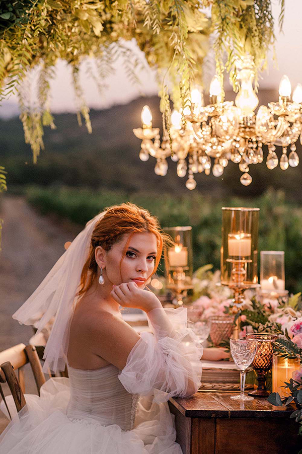 fairytale-styled-shoot-vineyard-full-of-romance_19