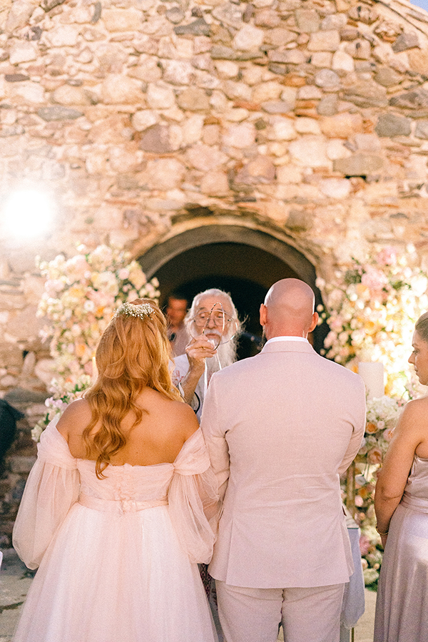 romantic-fall-wedding-peonies-roses_13