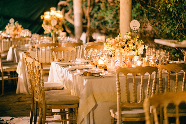 romantic-fall-wedding-peonies-roses_15