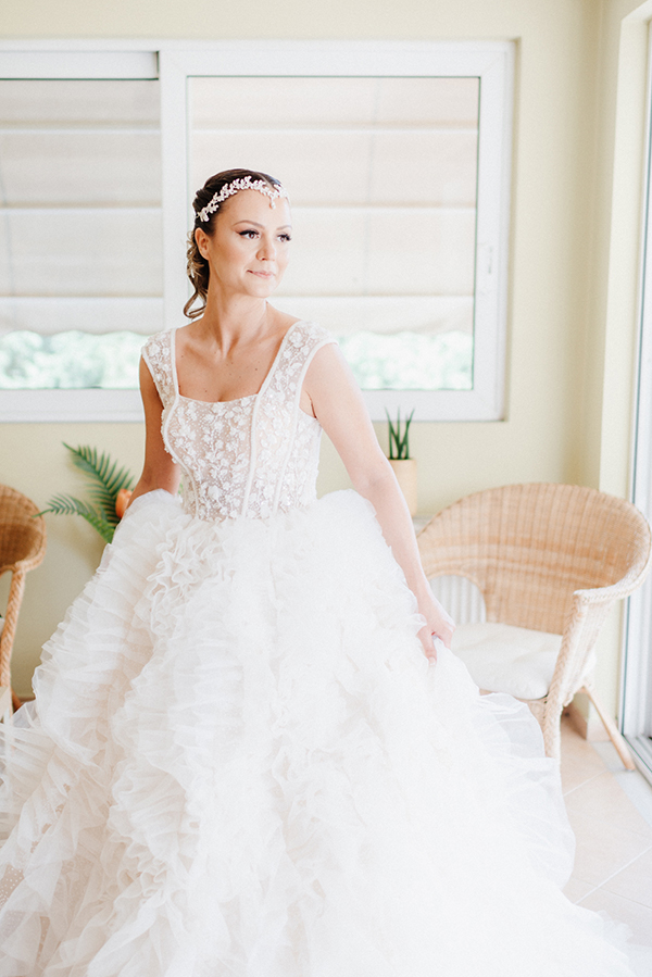 spring-wedding-romantic-peonies_03x