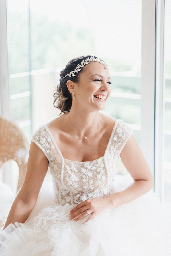 spring-wedding-romantic-peonies_05x