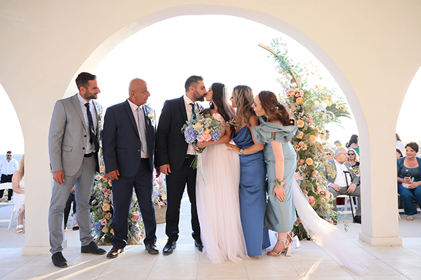 beautiful-wedding-ayia-napa-summer-mood-lush-florals_16