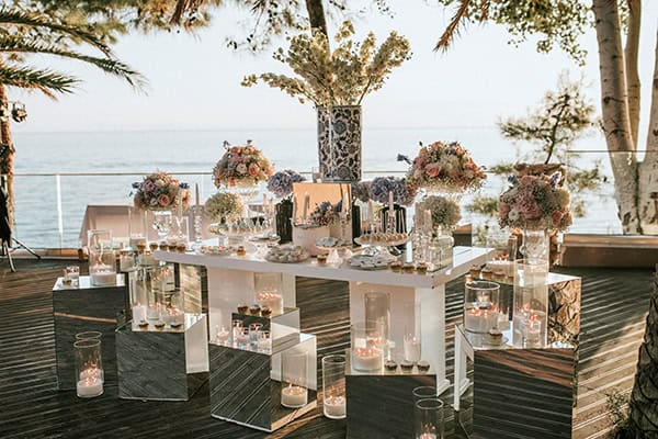 beautiful-wedding-thasos-baby-breaths-hydrangeas_41