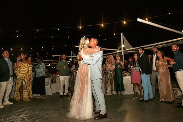 beautiful-wedding-thasos-baby-breaths-hydrangeas_46x