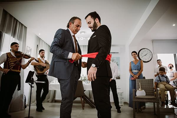 dreamy-wedding-nicosia-stunning-floral-design-white-flowers-eucalyptus_20