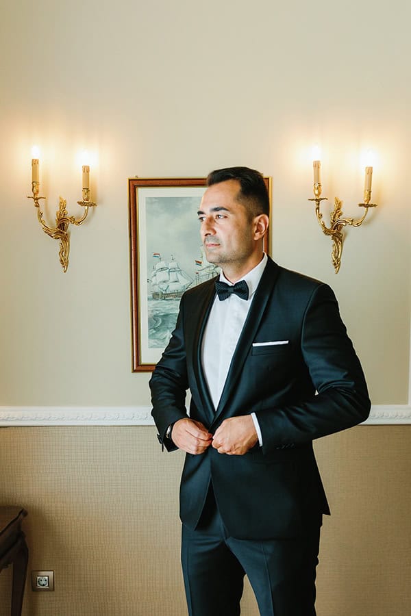 fairytale-wedding-thessaloniki-white-peonies-greenery_23