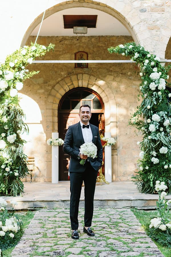 fairytale-wedding-thessaloniki-white-peonies-greenery_33
