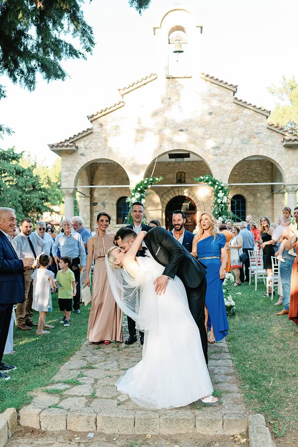 fairytale-wedding-thessaloniki-white-peonies-greenery_41