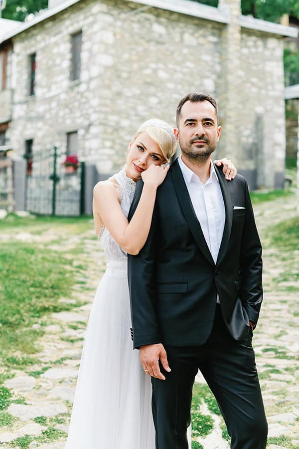 fairytale-wedding-thessaloniki-white-peonies-greenery_55x